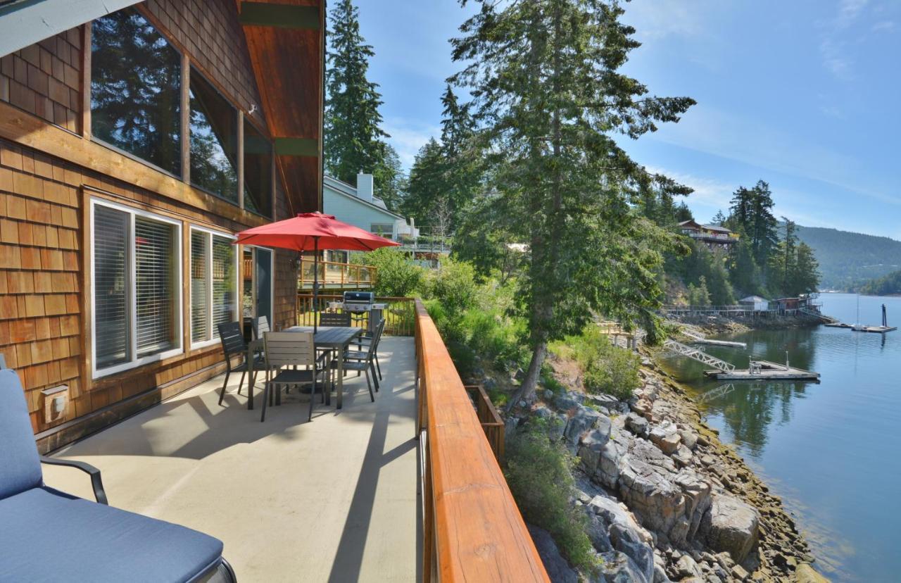 Pender Harbour Resort & Marina Garden Bay Extérieur photo