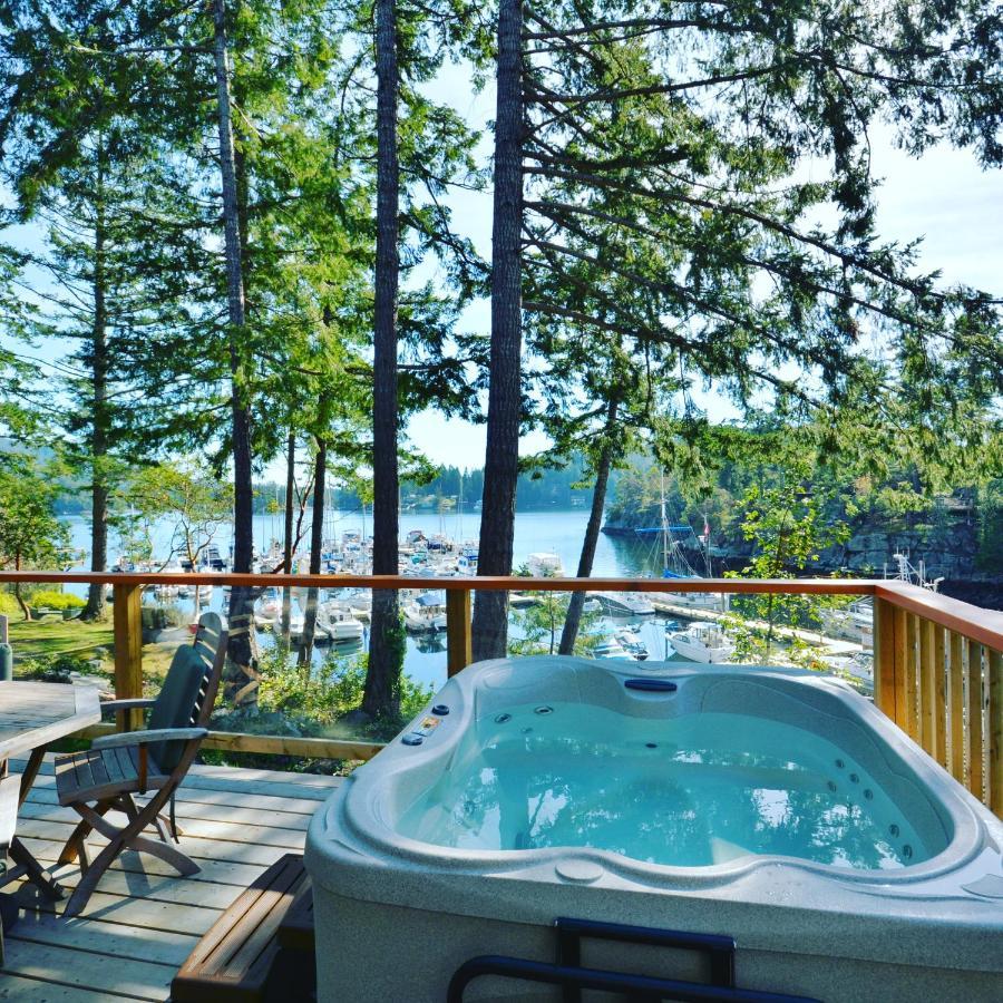 Pender Harbour Resort & Marina Garden Bay Extérieur photo