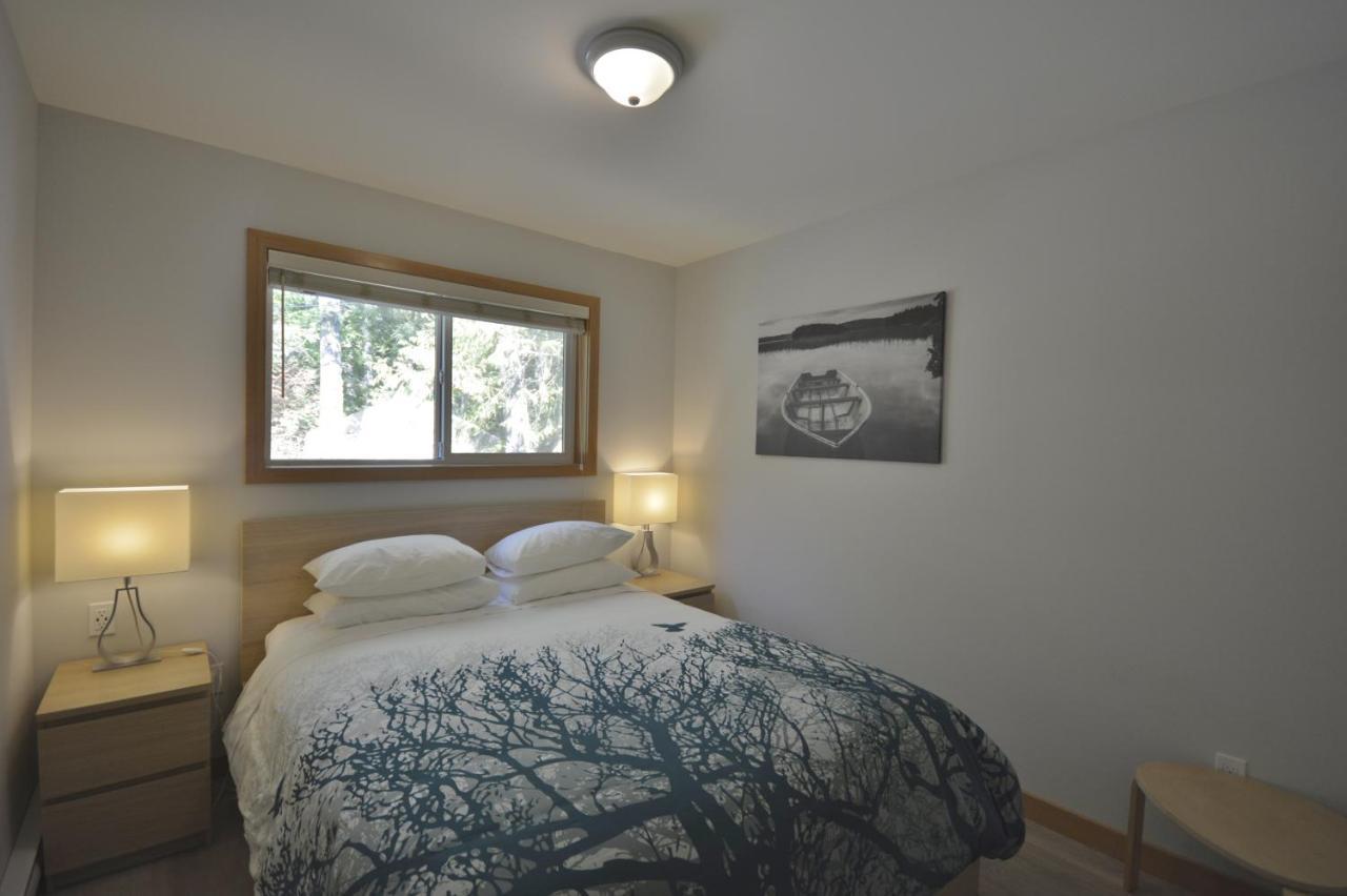 Pender Harbour Resort & Marina Garden Bay Extérieur photo