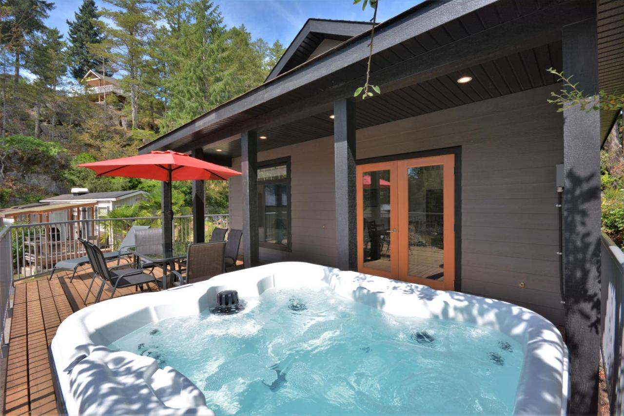 Pender Harbour Resort & Marina Garden Bay Extérieur photo