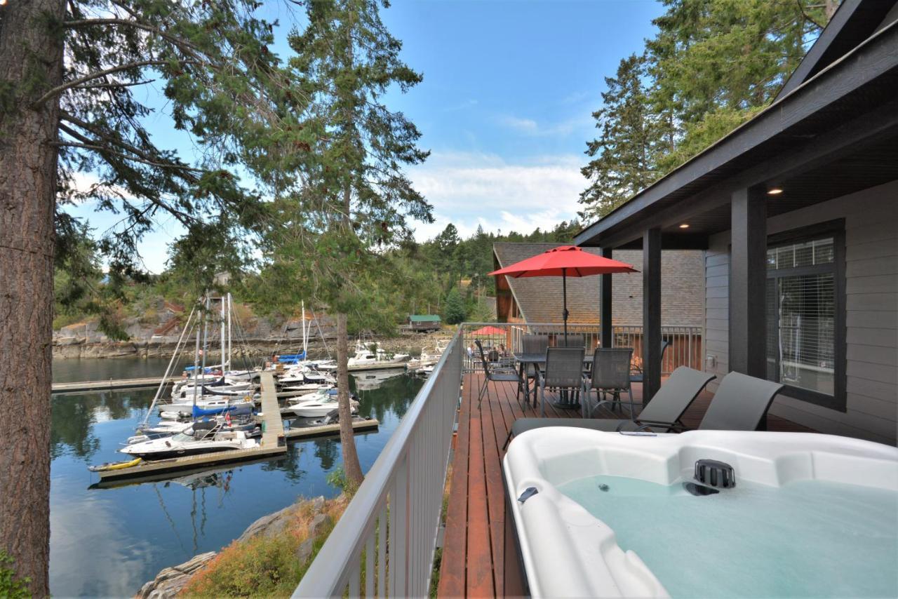 Pender Harbour Resort & Marina Garden Bay Extérieur photo