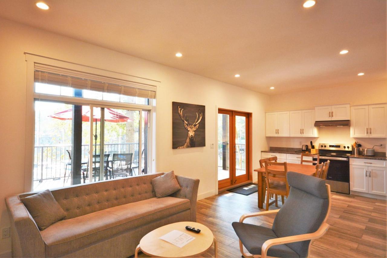 Pender Harbour Resort & Marina Garden Bay Extérieur photo