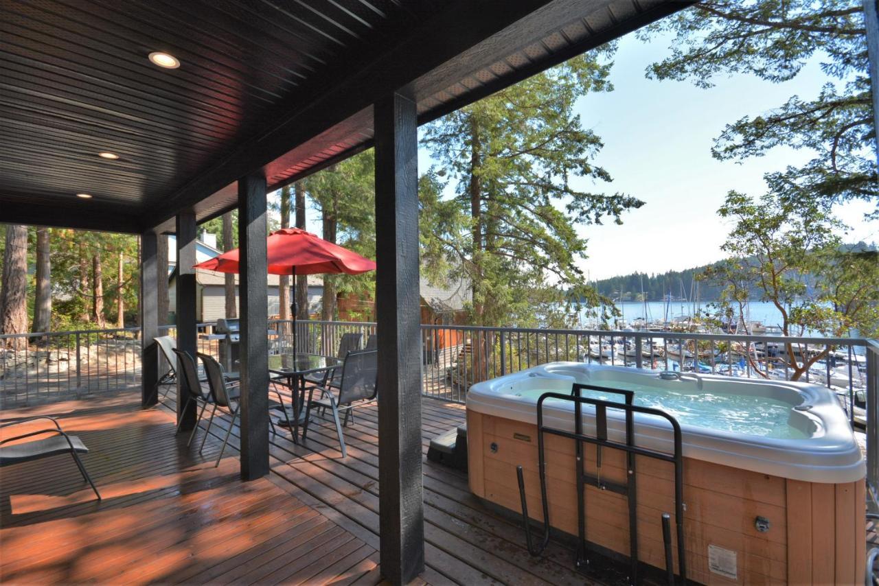 Pender Harbour Resort & Marina Garden Bay Extérieur photo