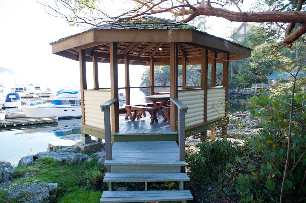 Pender Harbour Resort & Marina Garden Bay Extérieur photo