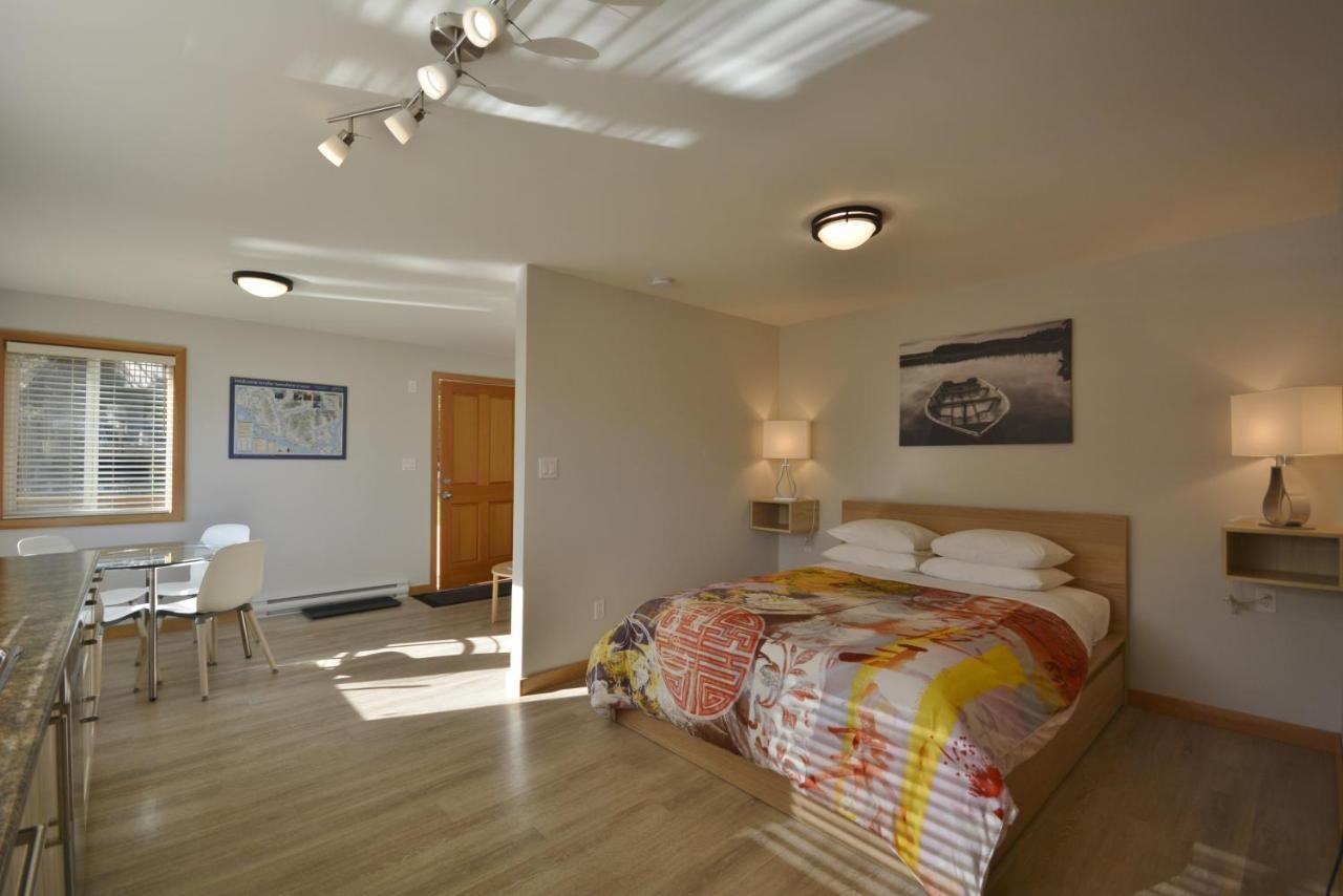 Pender Harbour Resort & Marina Garden Bay Extérieur photo