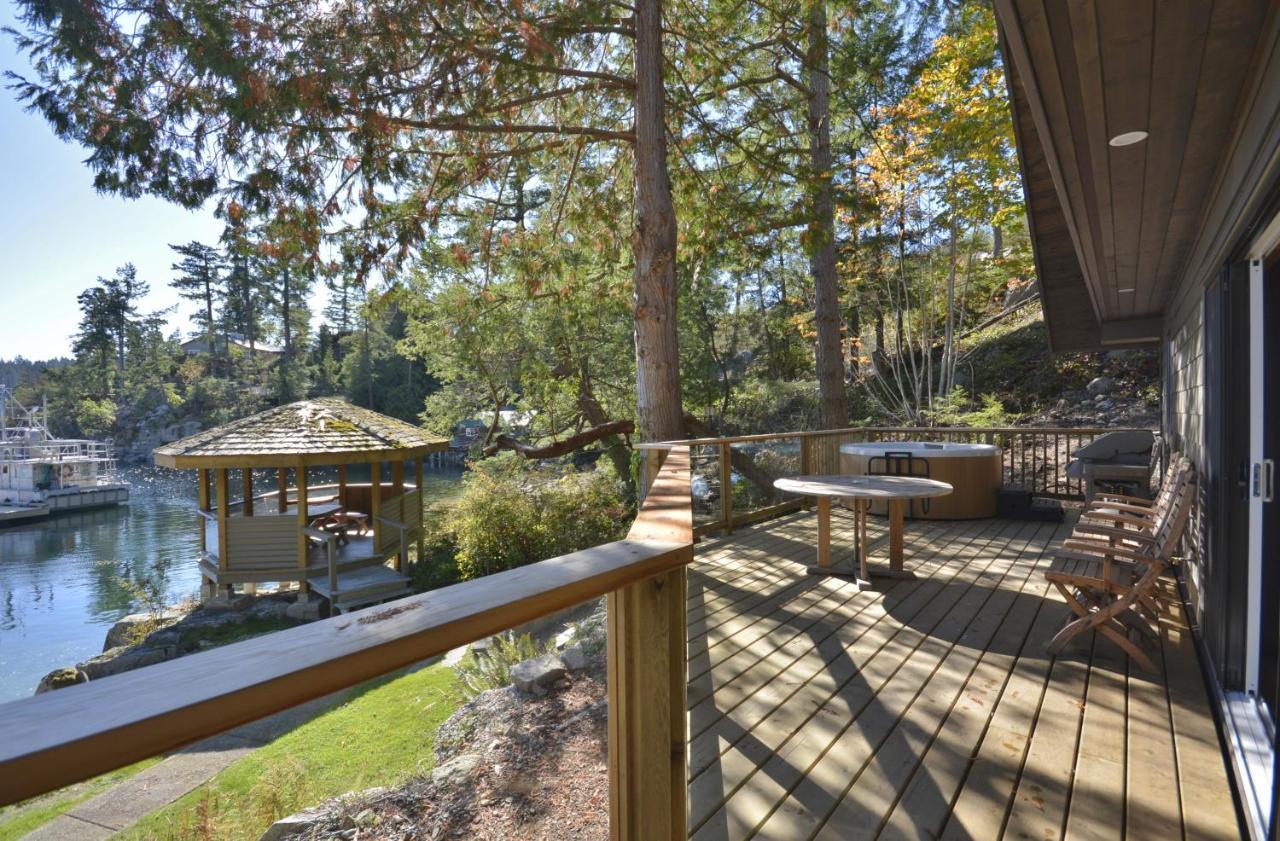 Pender Harbour Resort & Marina Garden Bay Extérieur photo