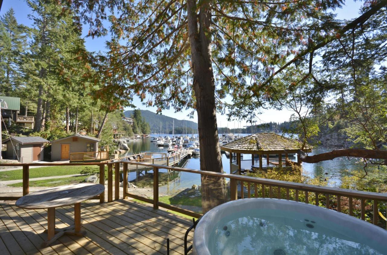 Pender Harbour Resort & Marina Garden Bay Extérieur photo